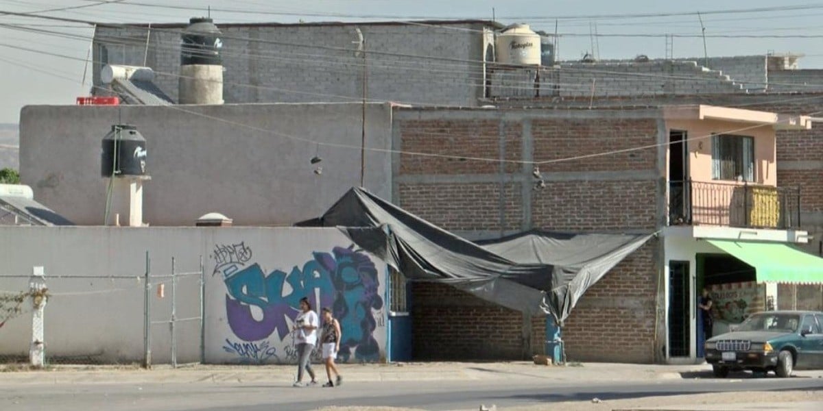 Dejan sin agua a vecinos de Parques de San Juan