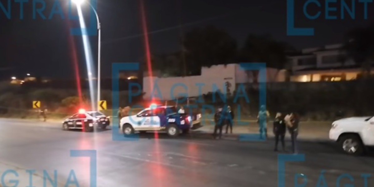 ‘Tiran’ a pareja sin vida en un baldío del Libramiento Morelos