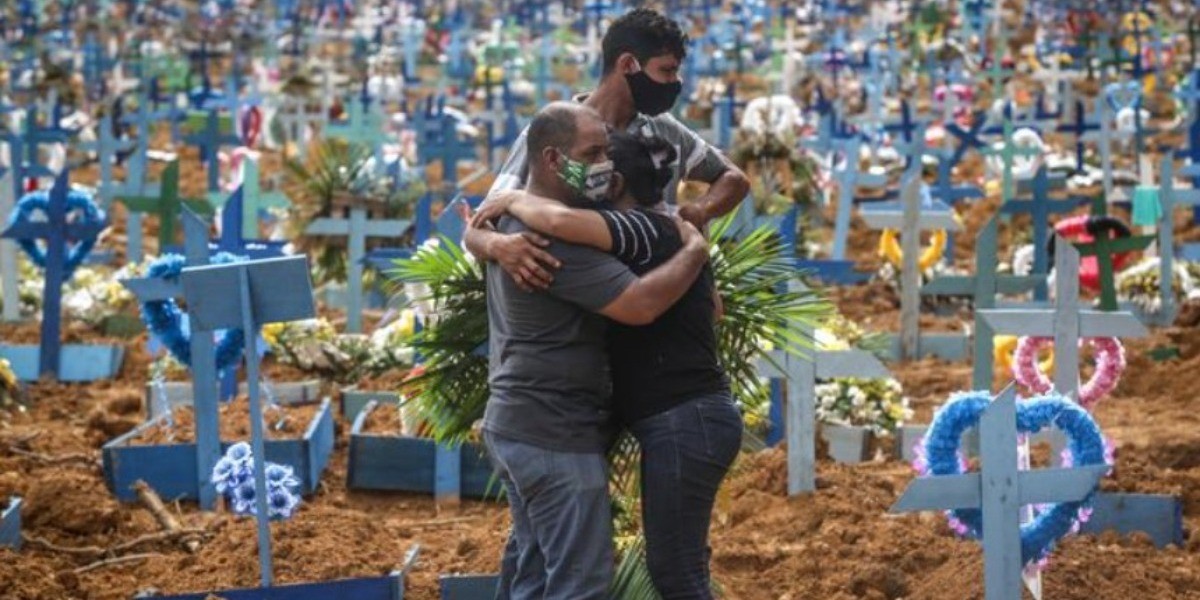 ‘Terrible’ alza de contagios en Brasil, advierte OPS