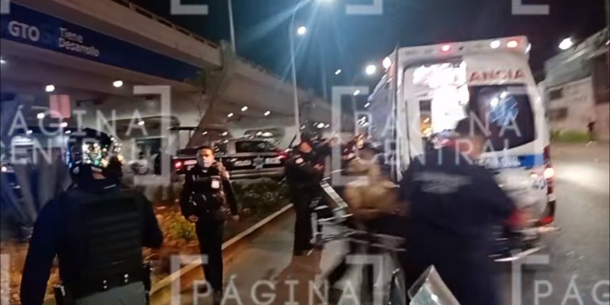 Hieren de gravedad a motociclista en León