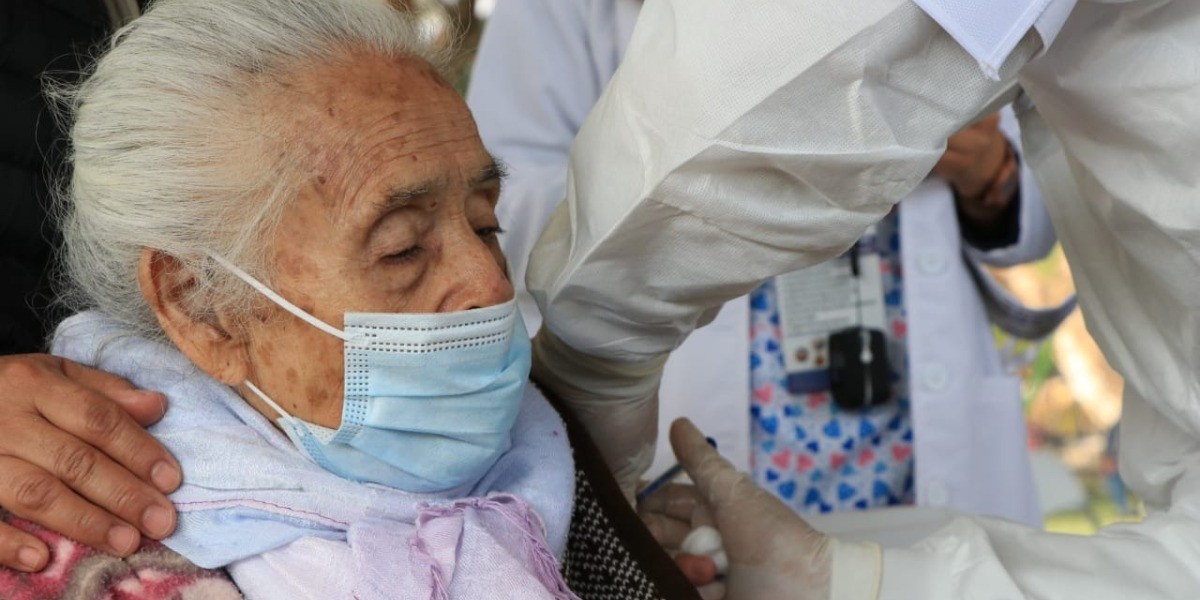 México alcanzaría 90 millones de vacunas para julio