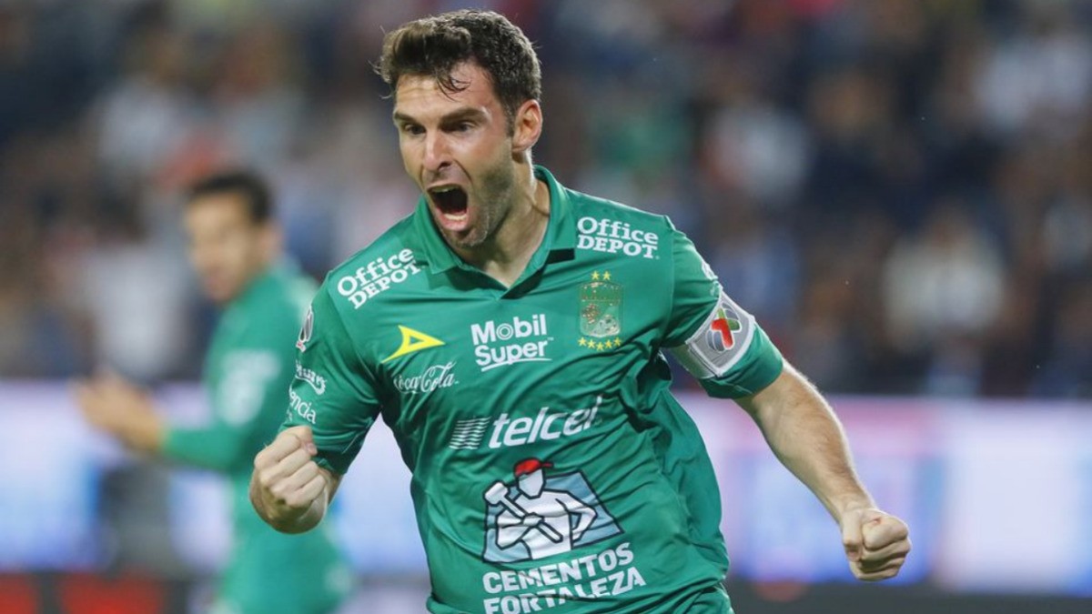 Boselli reafirma su deseo de retirarse con el Club León