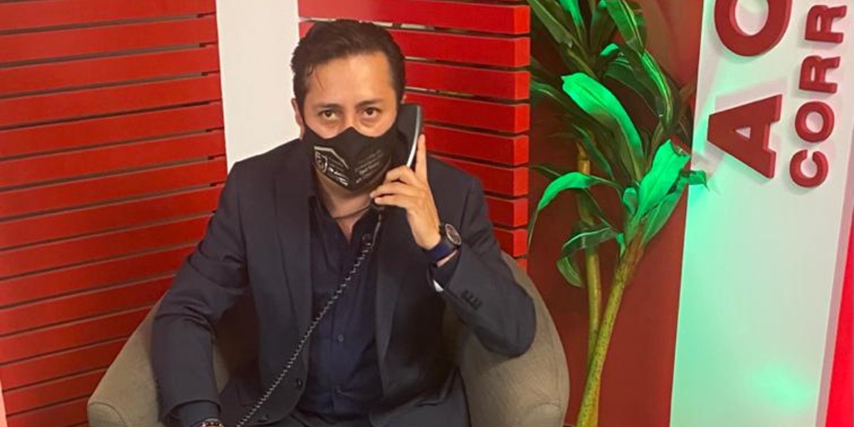 Despiden a Fiscal que se vacunó antes contra el COVID-19