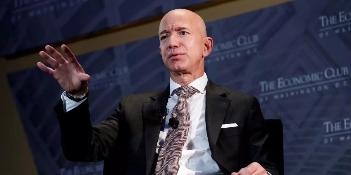 Presenta Forbes su listado de los hombres más ricos del mundo