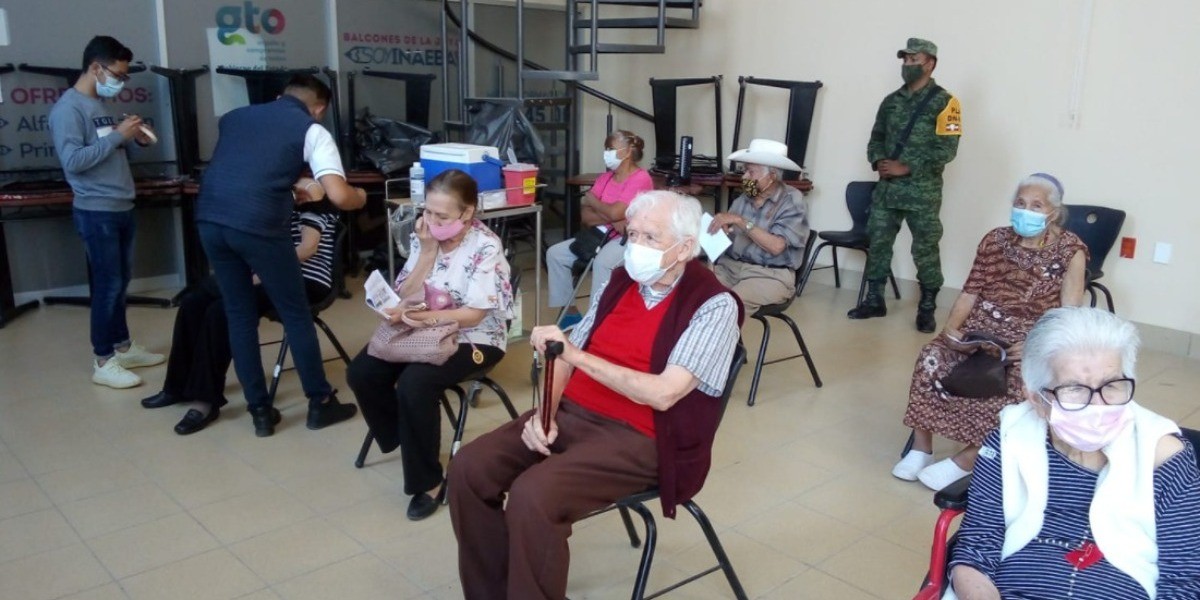 Vacunación en Las Joyas avanzó con fluidez