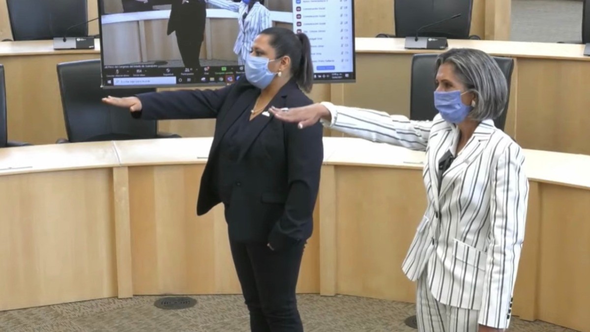 Aprueban licencias de diputadas en el Congreso