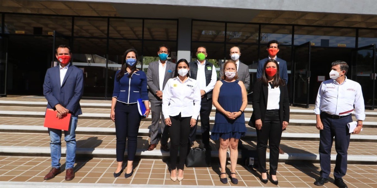 Exponen candidatos a la alcaldía de León sus propuestas en foro universitario