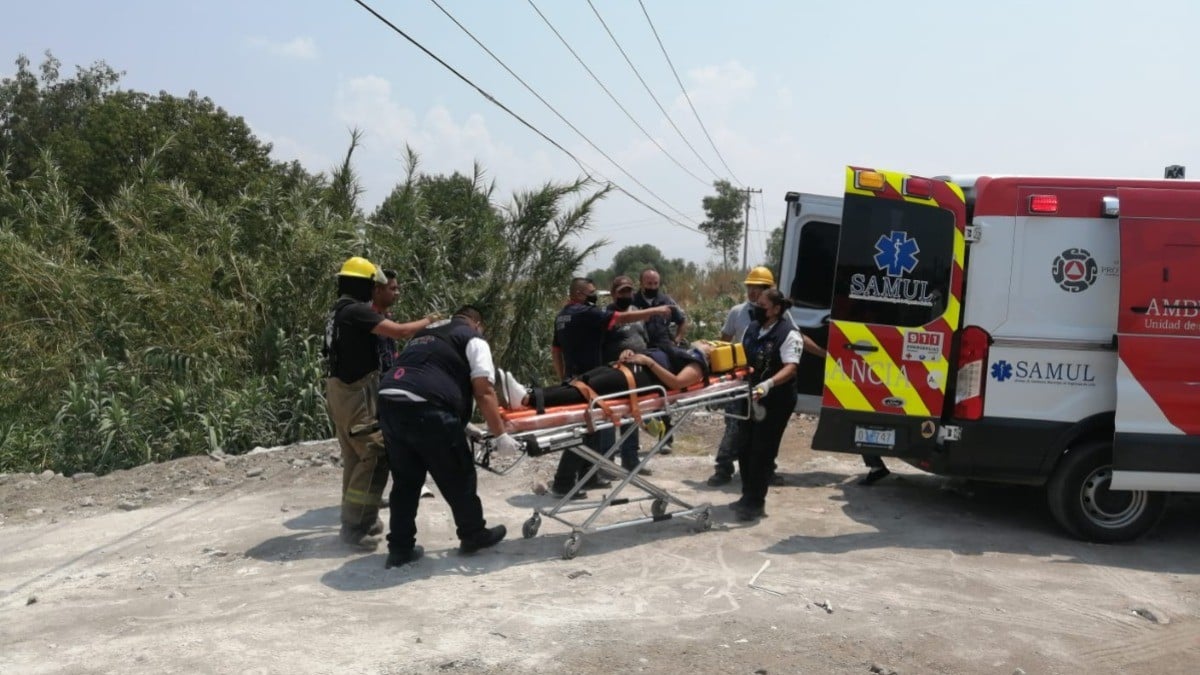 Retorna conductor de manera imprudente y causa choque