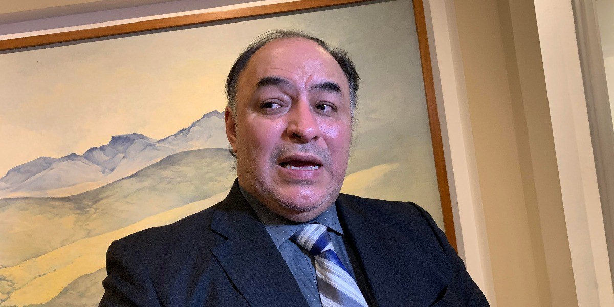 Abandona candidato a síndico planilla de Ricardo Sheffield