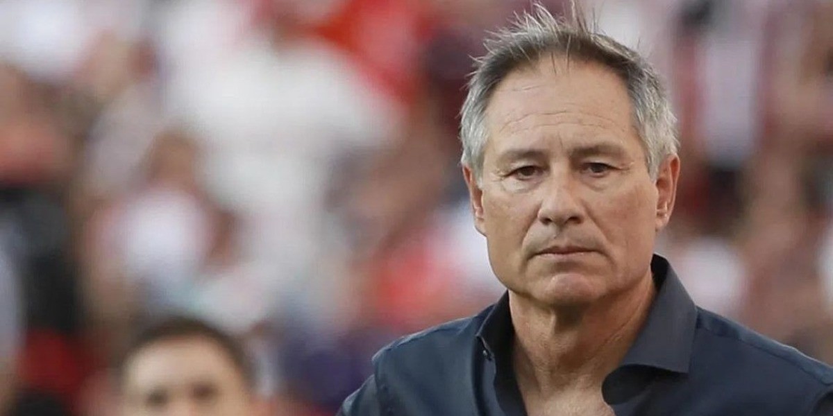 Oficial: Ariel Holan es el nuevo DT del Club León