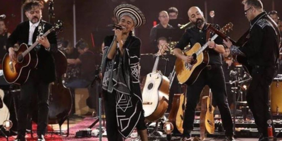 Sonidero de Puebla ‘presume’ equipo robado a Café Tacvba