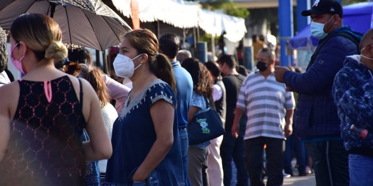 Restan más de 65 mil vacunas para leoneses de entre 50 y 59 años