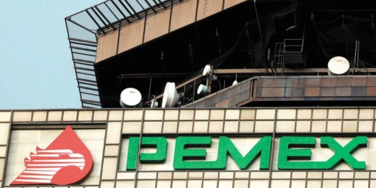 Suspenden reforma de hidrocarburos que beneficiaba a Pemex