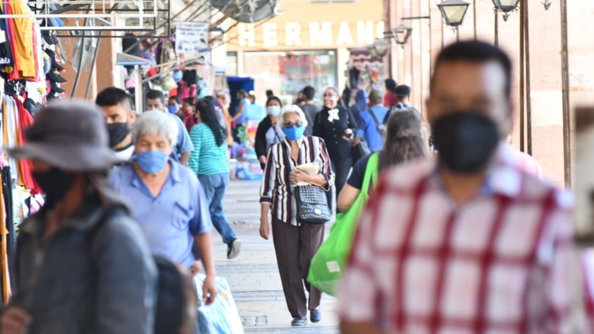 Ciudad de México pasa por primera vez a semáforo verde