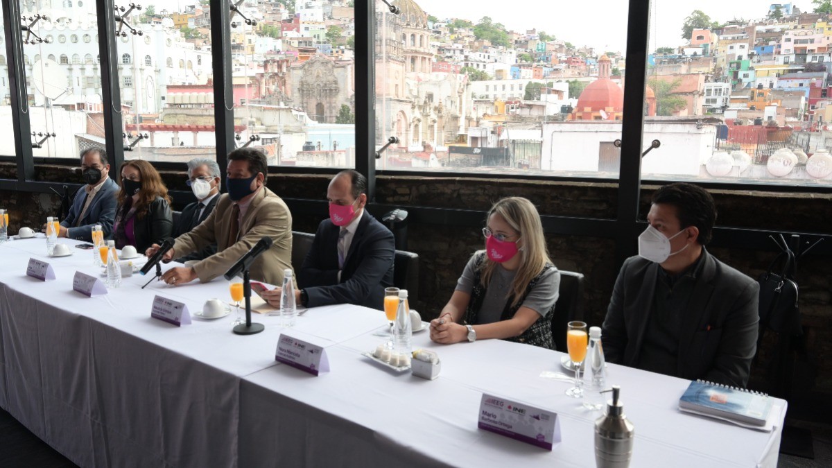 Se declaran preparados INE e IEEG para la jornada electoral