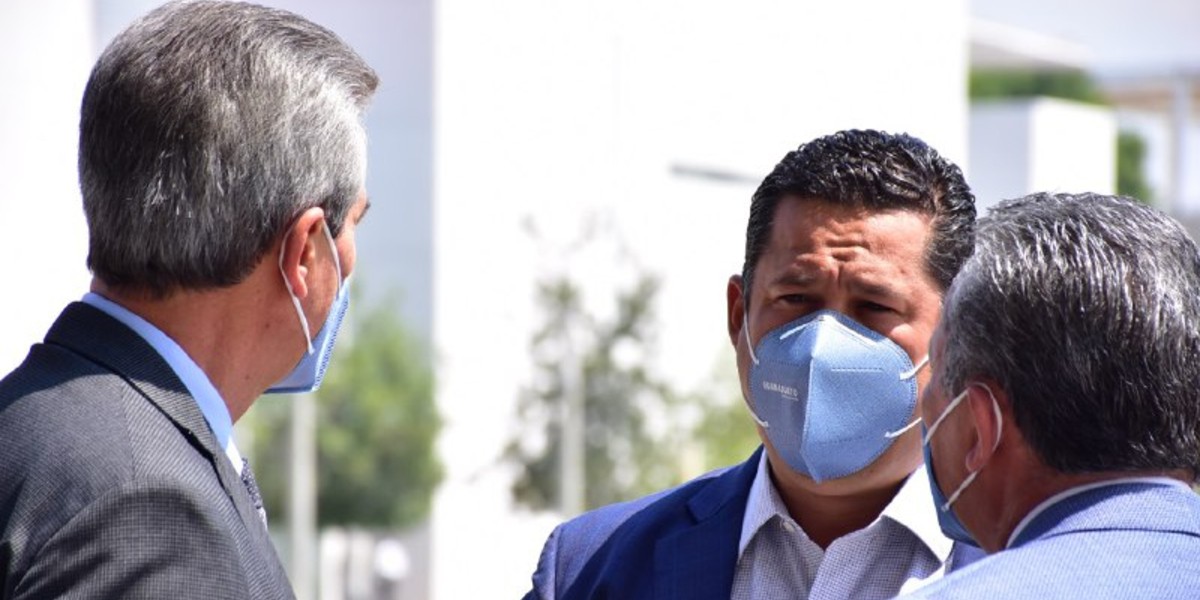 Diego Sinhue sumaría a candidatos derrotados del PAN