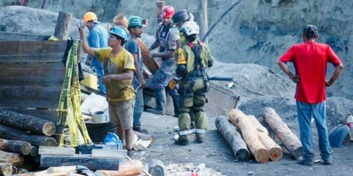 Recuperan el cuerpo del último minero atrapado en mina de Coahuila