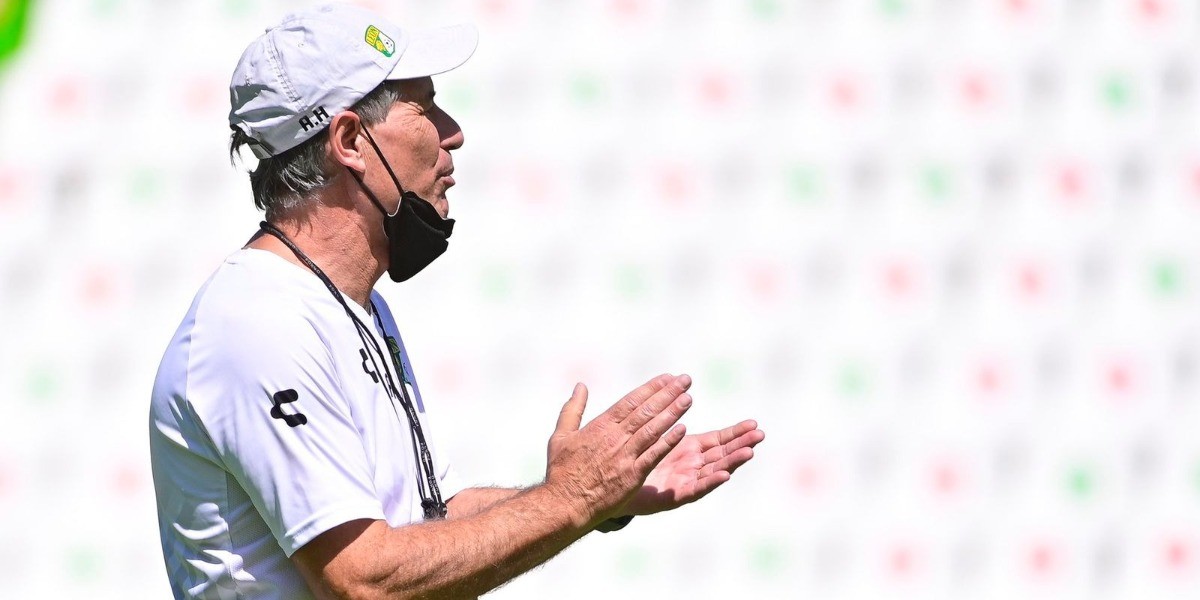 Sobredimensionan jugadores lo que yo pensaba de ellos: Ariel Holan