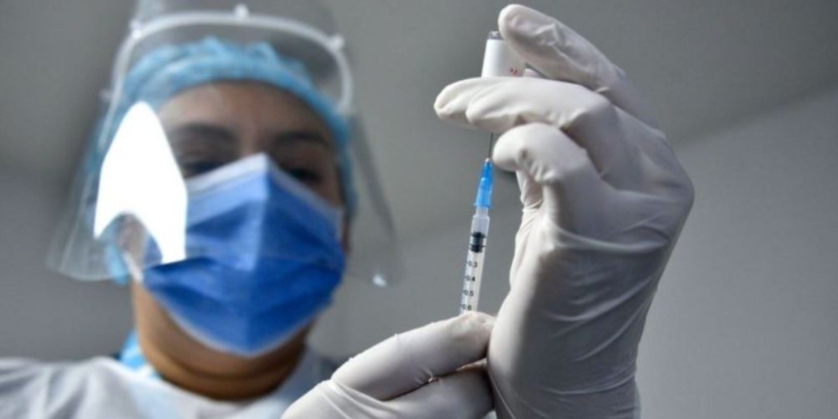 Si tienes de 30 a 39 años ya te puedes registrar para ser vacunado