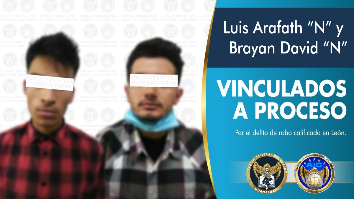 Detienen a dos acusados de robar auto con violencia