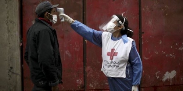 Niño de un año positivo al virus está hospitalizado