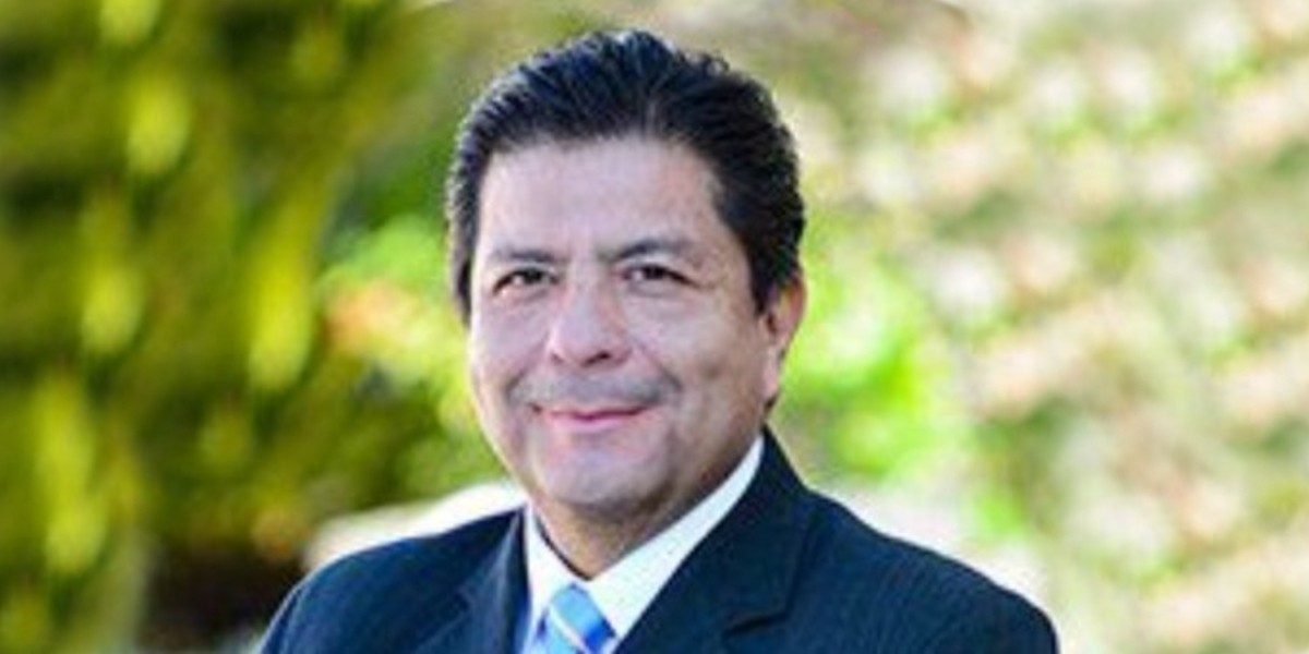 Exdirector de Desarrollo Institucional acusado de acoso tramita amparo