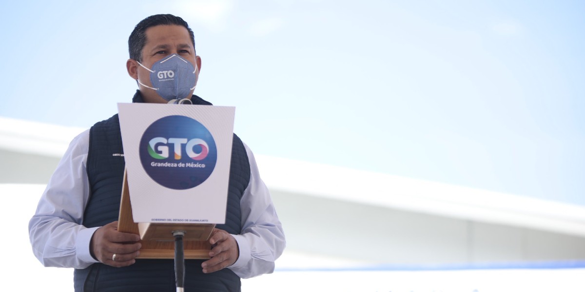 Anuncia gobernador próximos recortes de personal