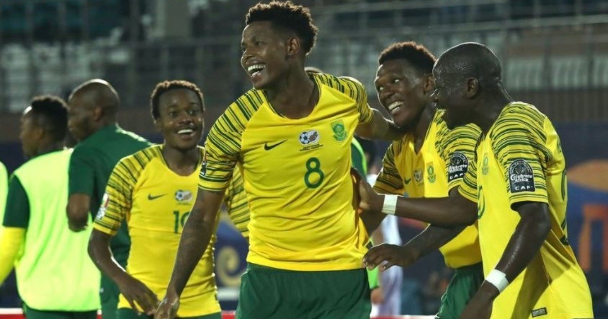 Dan positivo a COVID-19 futbolistas de Sudáfrica