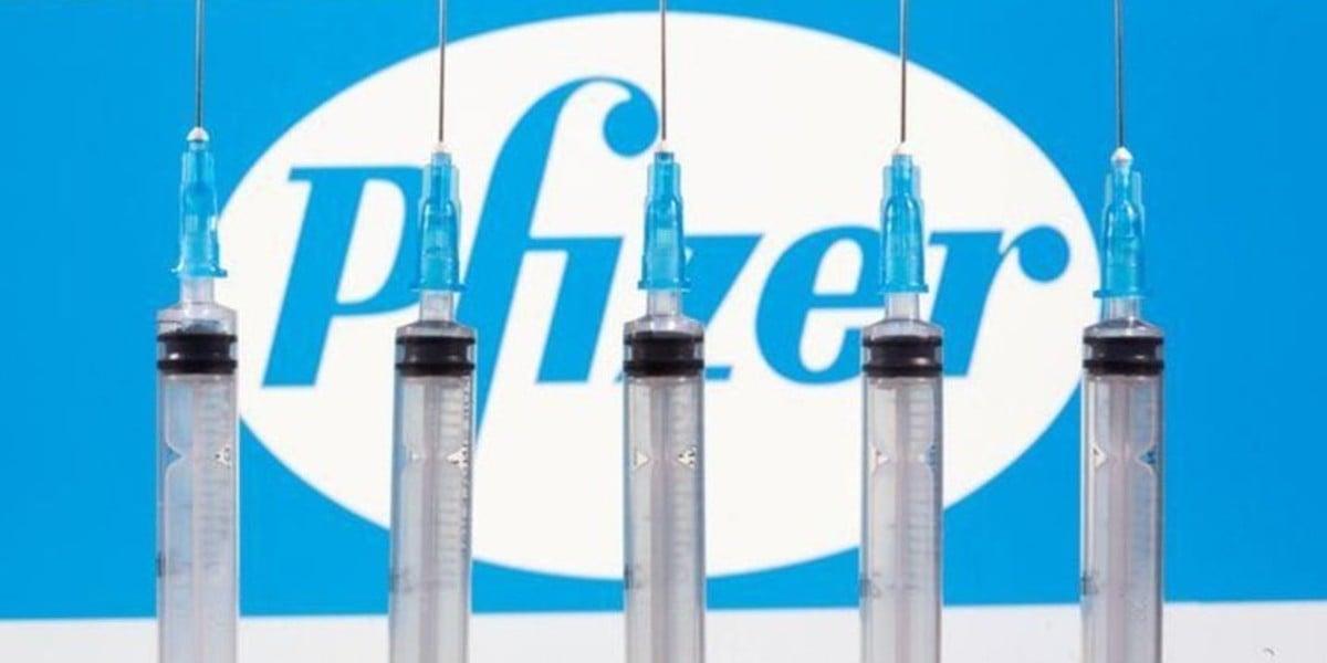 Prepara Pfizer tercera dosis de vacuna; es 'más potente' contra la variante Delta