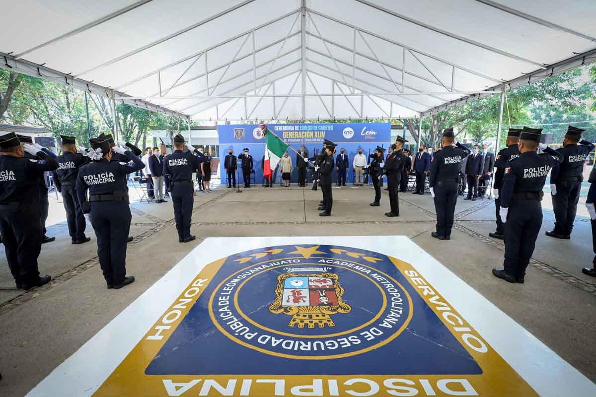 Llegan 34 elementos a la SSP de León