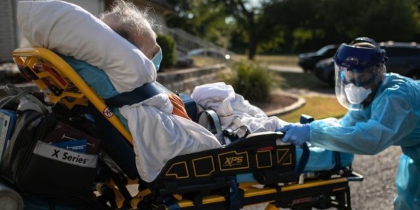 Delta pone en jaque a Estados Unidos; hospitalizaciones tocan máximo de 6 meses