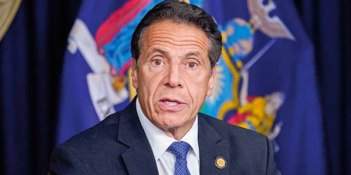 Renuncia Andrew Cuomo al gobierno de Nueva York
