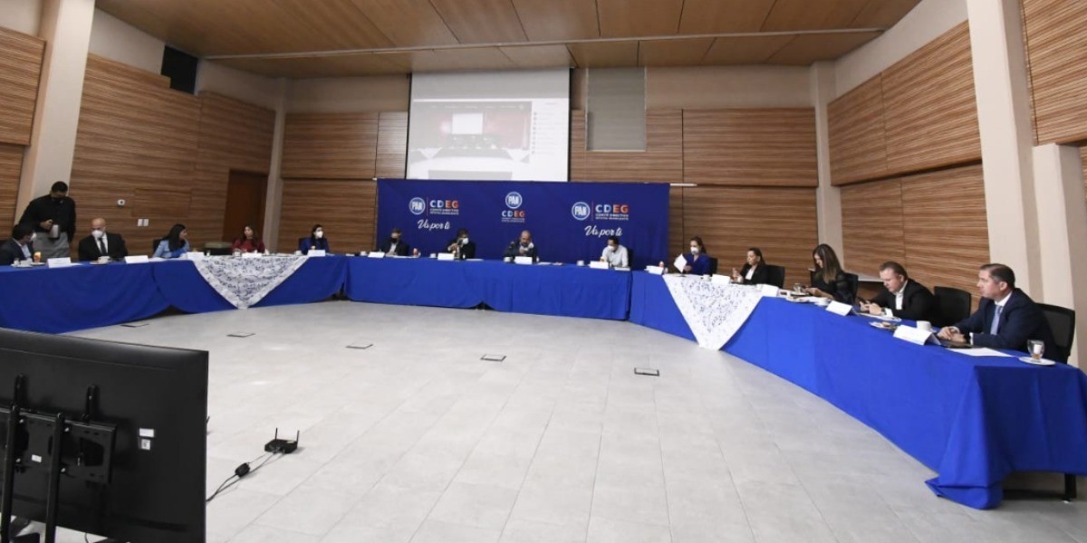 Diputados federales hacen contrapeso a ocurrencias de AMLO