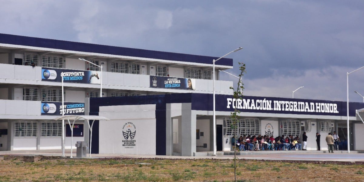 Municipio comprará terreno para preparatoria en Medina