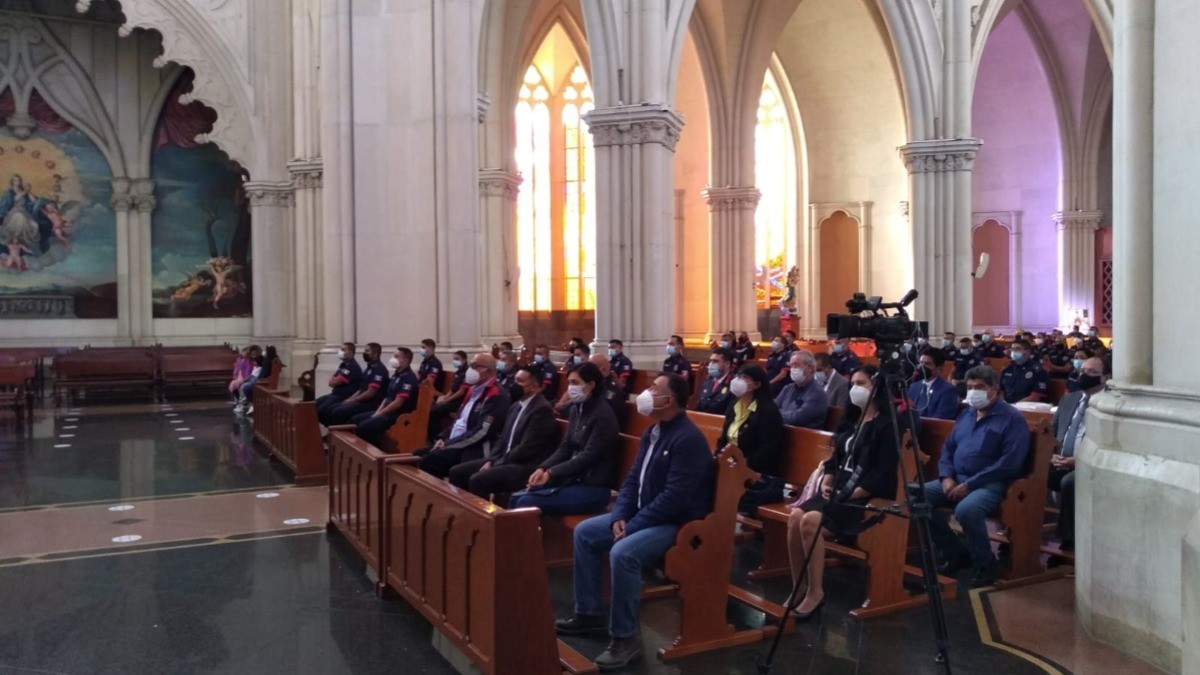 Remodelan Bomberos estaciones y equipo