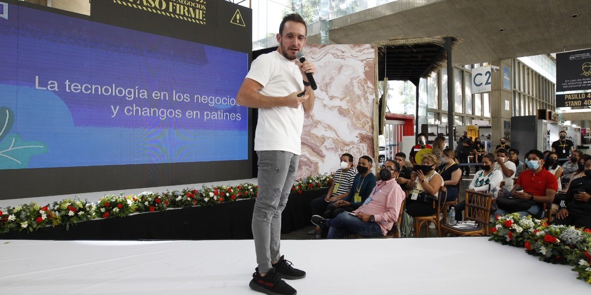 La tecnología en los negocios y ‘changos en patines’: Juan Lombana