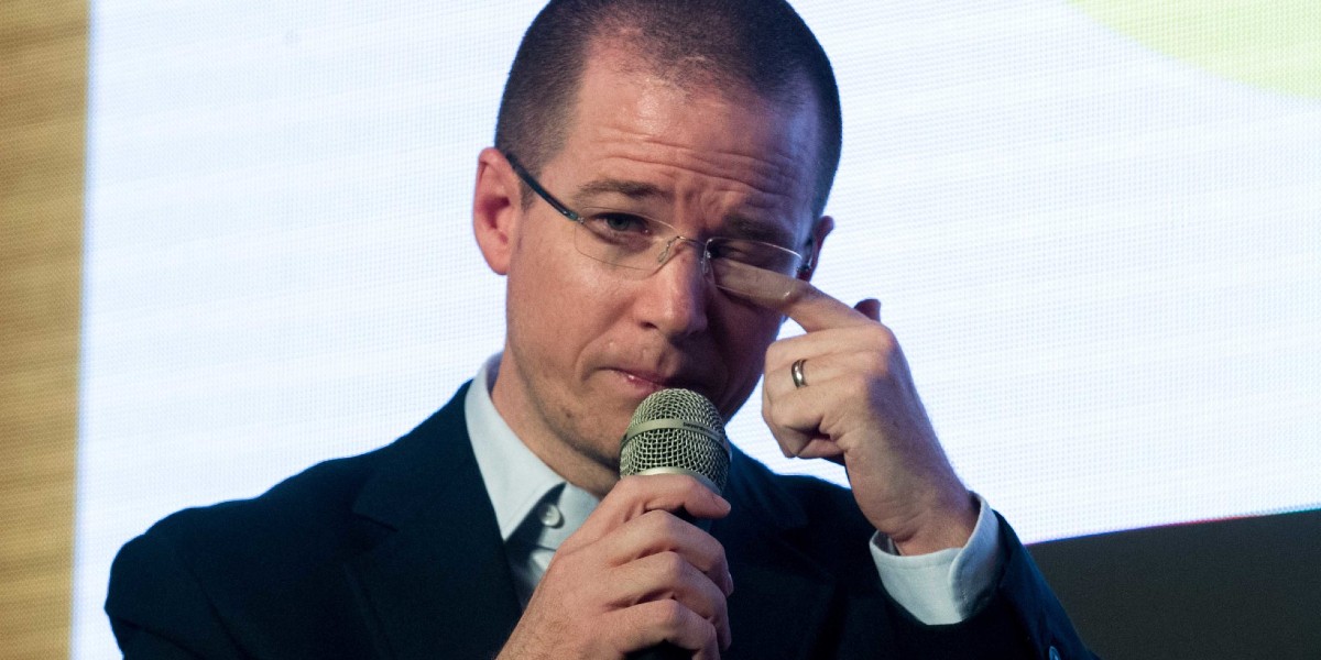 “Investigamos a Anaya por corrupción de Estado“: FGR