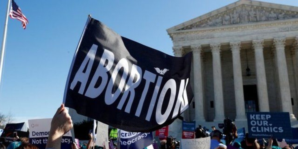 Aprueban polémica ley antiaborto en Texas; Biden la critica