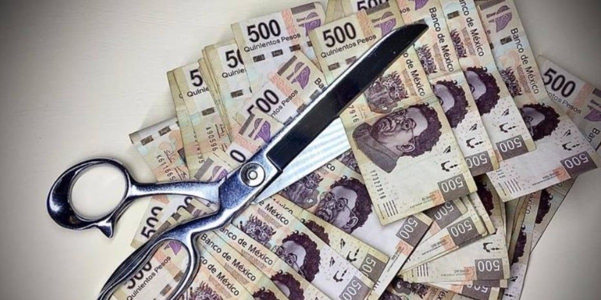 Realiza gobierno reestructuración administrativa