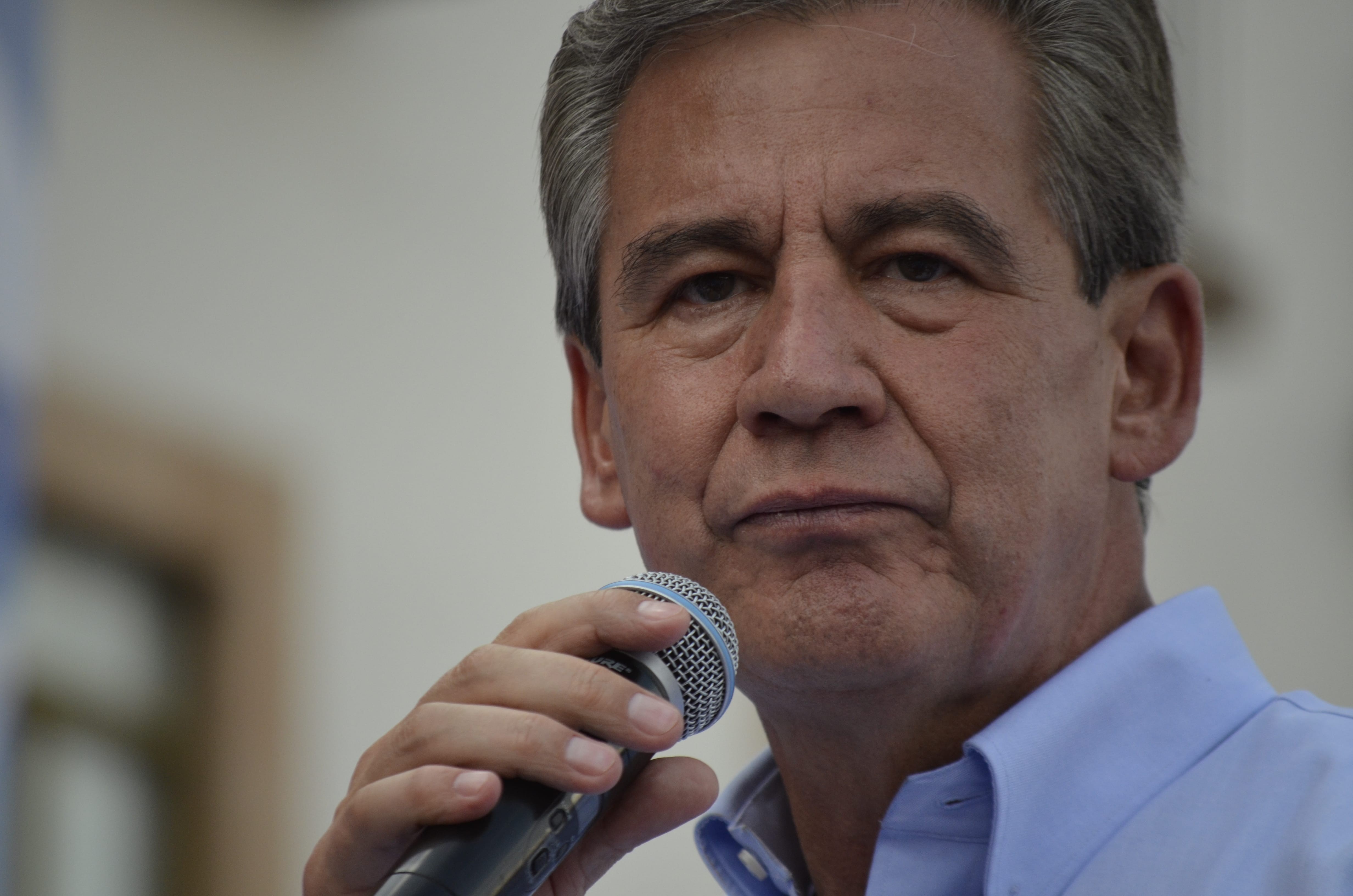 Deja López Santillana pendientes en Contraloría