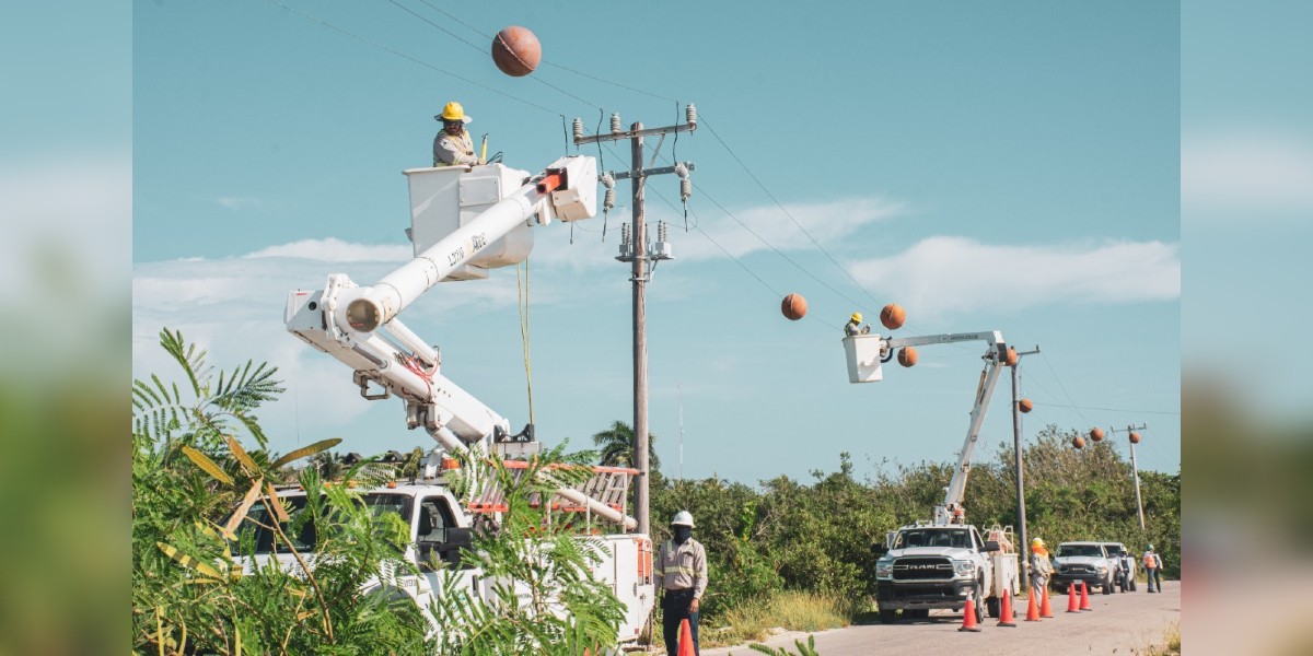 Presentará AMLO reforma eléctrica la próxima semana