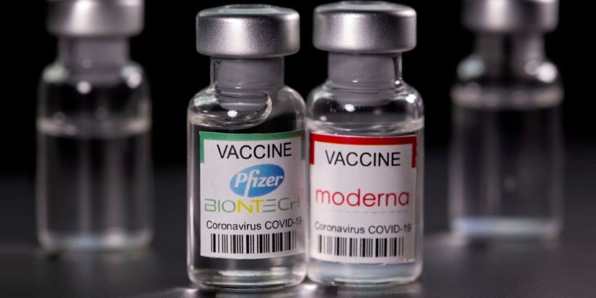 Sería factible combinar vacunas, pero faltan estudios: doctor Mosqueda