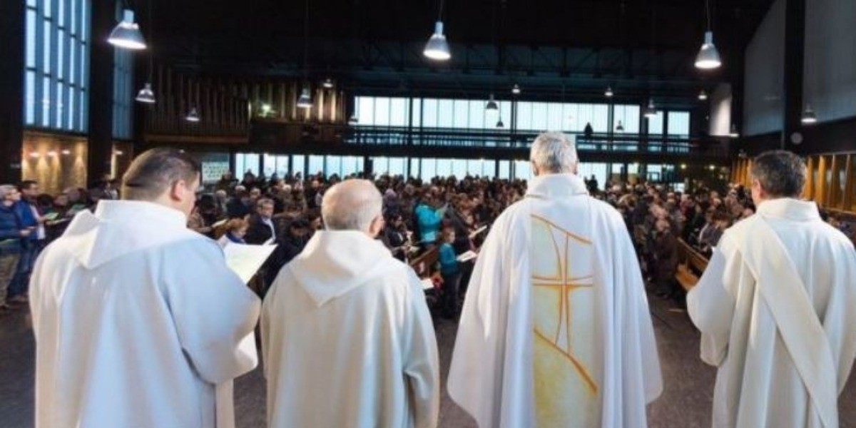 Iglesia en Francia abusó sexualmente de más de 200 mil niños: informe