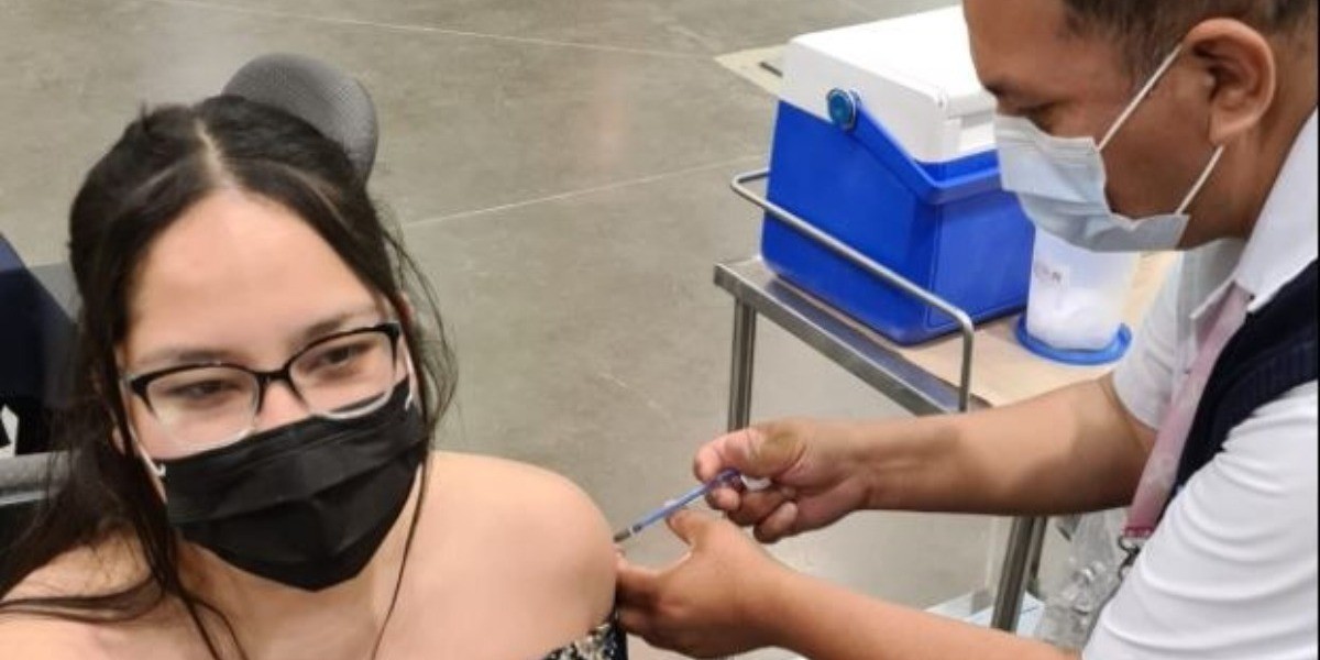 ¿Tienes entre 18 y 29 años?, hoy arranca la vacunación anticovid-19 en León