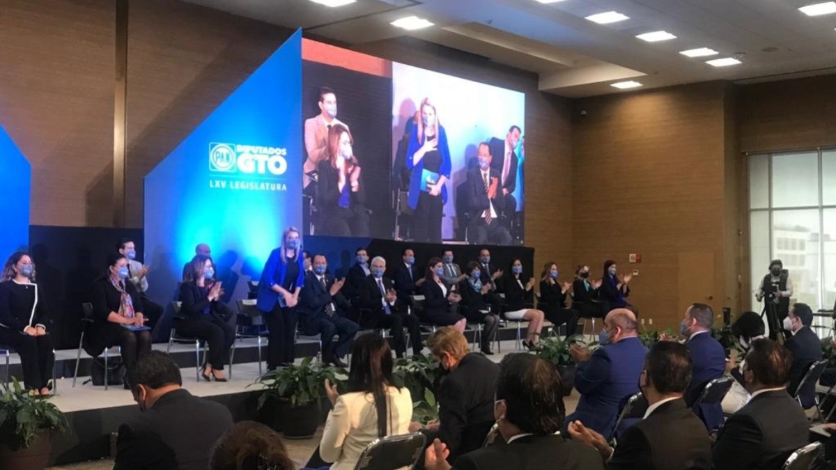 Basa PAN su agenda legislativa en la defensa de la vida y la familia