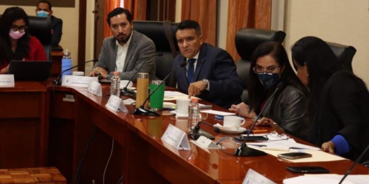 Trasciende despido de 29 policías en comparecencia del titular de Seguridad