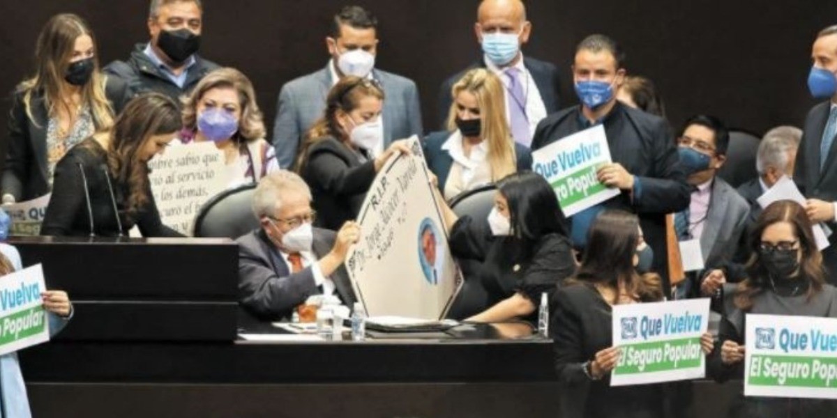 Reconoce titular de Salud que sí ha habido desabasto de medicamentos contra el cáncer