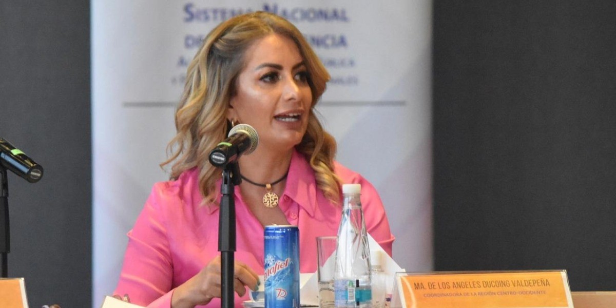 Rinde Angeles Ducoing Informe Anual de la Región Centro-Occidente