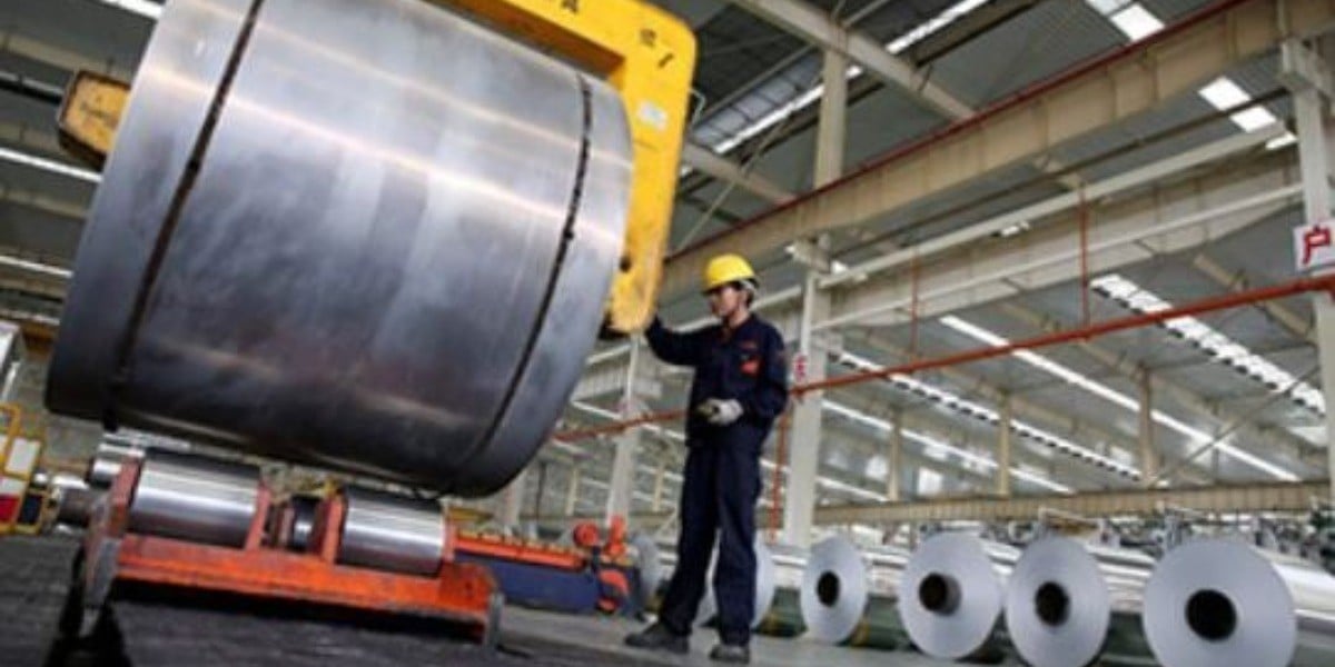 Estados Unidos y la UE acuerdan levantar aranceles sobre acero y aluminio