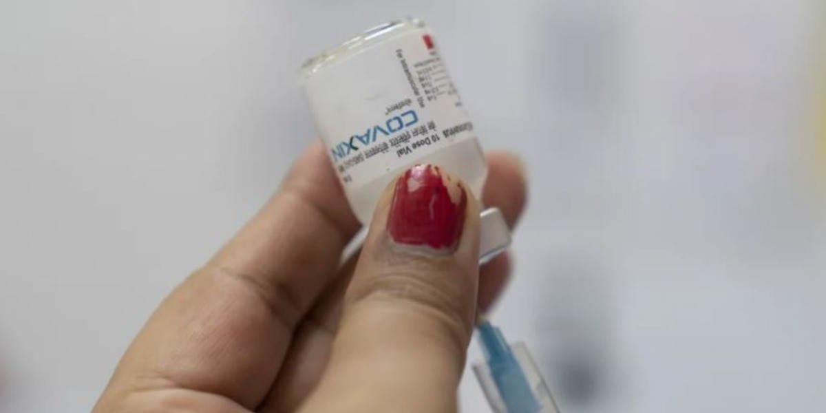 Avala OMS uso de emergencia de la vacuna india Covaxin